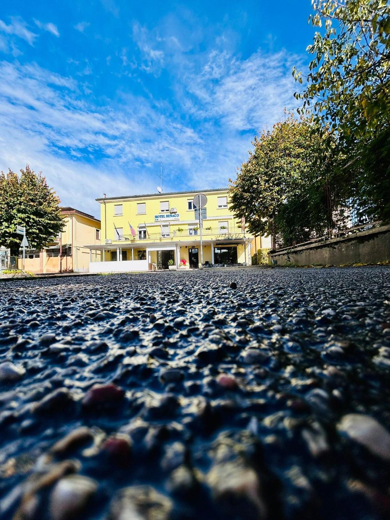 Hotel Benaco Mavras Peschiera del Garda Exterior foto